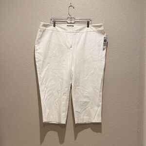 INC International Concepts White Crop Pants